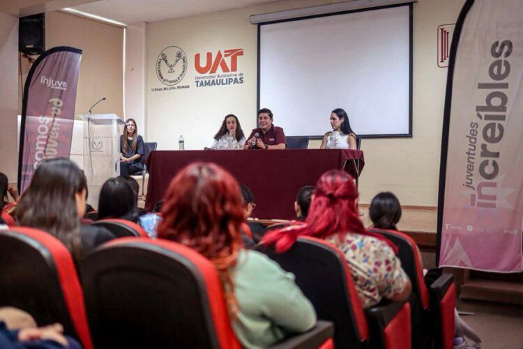 Comparten jóvenes emprendedores lecciones de éxito para inspirar a nuevas generaciones