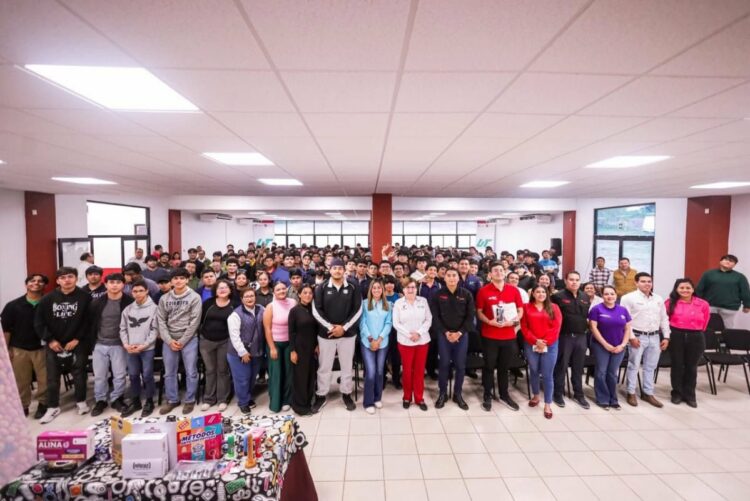 Participan más de 800 jóvenes en ciclo de conferencias “INLOVE: Más Amor Menos Riesgos”: INJUVE