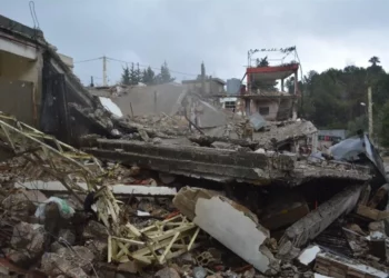 Israel aprueba ampliar ofensiva militar en Líbano