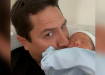 Julión Álvarez anuncia el nacimiento de su tercer hijo y primer varón