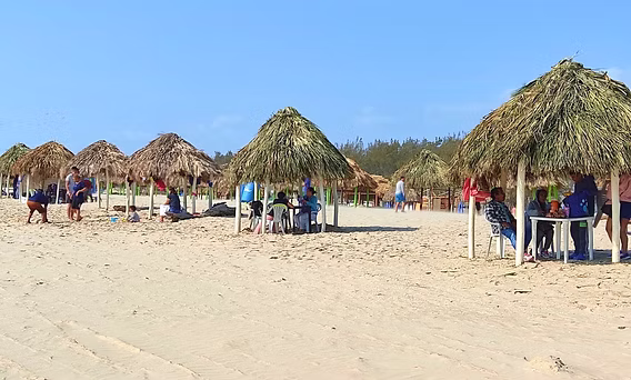 Alcaldesa de Soto La Marina rechaza cuotas obligatorias