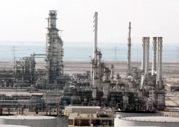 Sube el precio previsto de la gasolina tras ataque a Irán