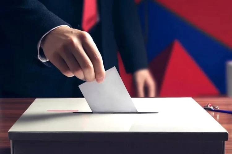 Acusan improvisación en reforma electoral enviada al Congreso