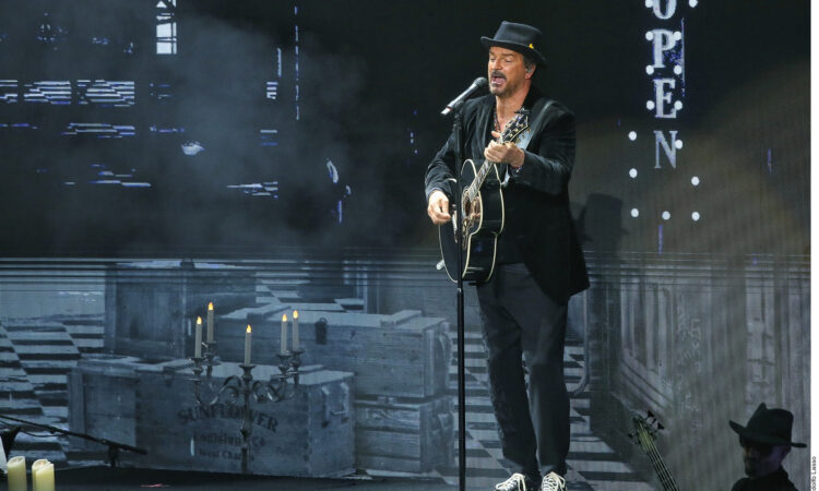 Ricardo Arjona criticó la crianza actual y a la ‘generación de cristal’