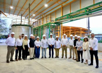 Autoridades federales de energía realizan recorrido en la planta de pirólisis de plásticos en Altamira
