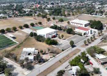 Construye Gobierno del Estado infraestructura social y deportiva en Soto la Marina