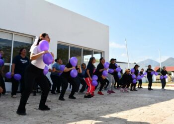 Participan trabajadoras de la SSPT en activación física conmemorativa del Día Internacional de la Mujer