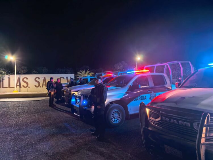 Combaten incendio forestal en Bustamante mediante el Plan Tamaulipas