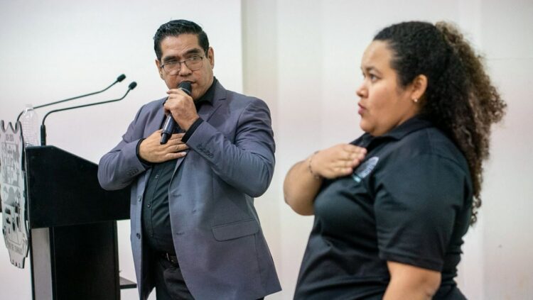 Curso de servicio incluyente para funcionarios en Tamaulipas