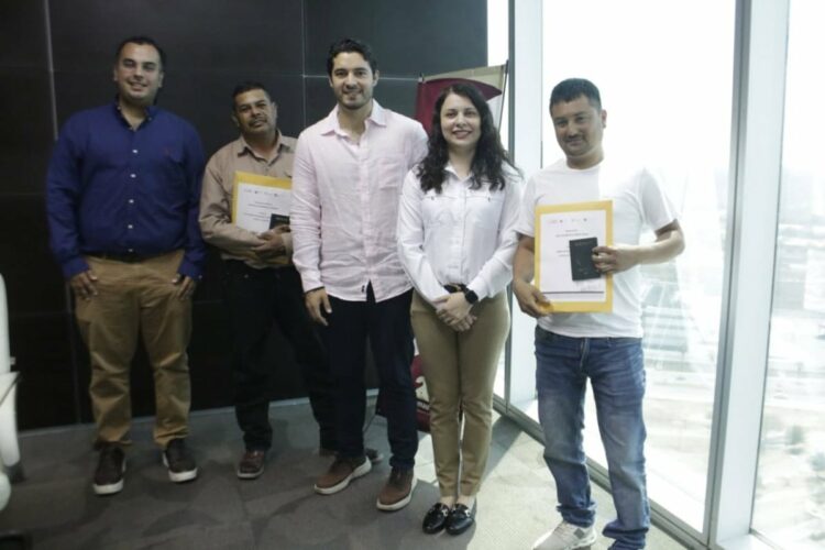 Trabajadores tamaulipecos parten al extranjero con respaldo institucional