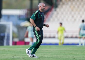 Pedro López destaca actitud de la Selección Mexicana Femenil
