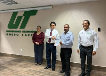 Docentes de UTNL se certifican en liderazgo positivo 2026