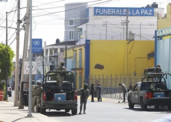 Refuerzan vigilancia en funeraria por presunto velorio de “El Mencho”