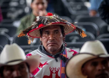 Migrantes indígenas enfrentan crisis legal en Estados Unidos