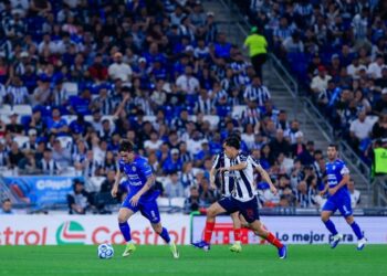 Cruz Azul derrota a Rayados y toma la cima del Clausura 2026