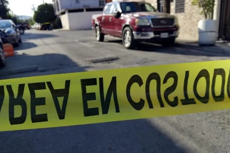 Hombre muere acuchillado por su ex esposa en Nuevo León