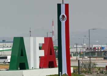 Inhabilitan a ingeniero militar por irregularidades en AIFA