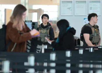 Senado de Estados Unidos condiciona fondos para migración