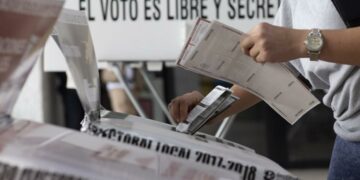 Acusan que reforma electoral deja intacto dinero sucio