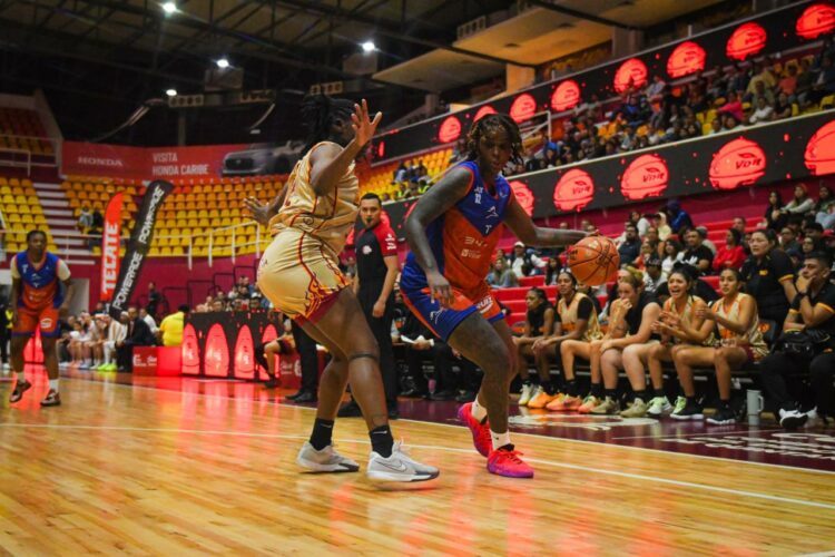LNBP Femenil 2026: El Calor de Cancún domina el primer juego