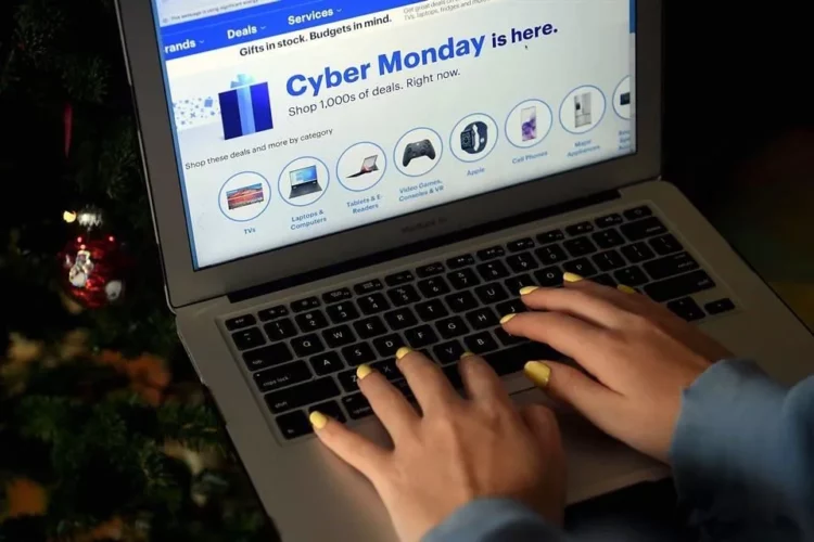 Crecen 11 por ciento las ventas minoristas online en México
