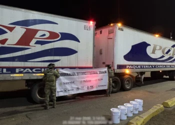 Marina asegura precursores químicos en puerto de Sinaloa