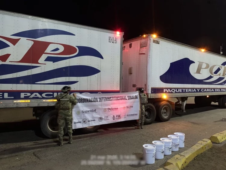 Marina asegura precursores químicos en puerto de Sinaloa