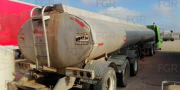 Golpe al huachicoleo: FGR asegura dos millones de litros en Tamaulipas