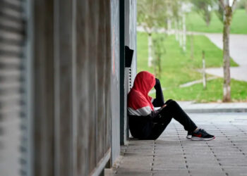 La soledad multiplica por cinco las posibilidades de padecer depresión