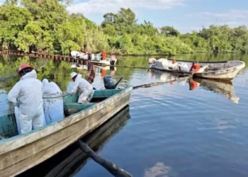 Pobladores reclaman a Pemex por derrame de hidrocarburo