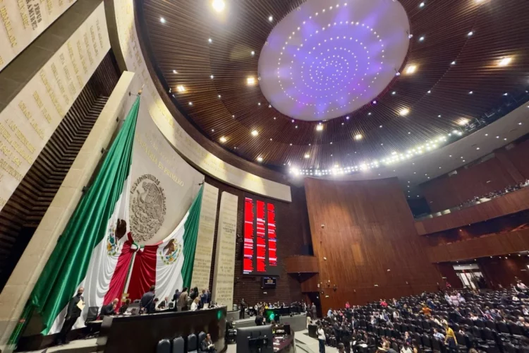 Diputados avalan eliminar pensiones doradas