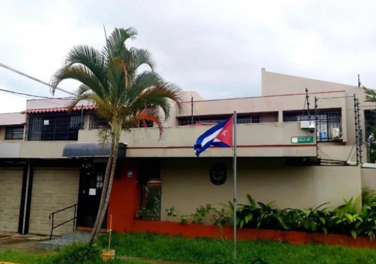 Costa Rica rompe relaciones diplomáticas con Cuba