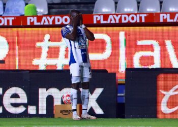 Pachuca vs Puebla: Crónica de una victoria con diez hombres