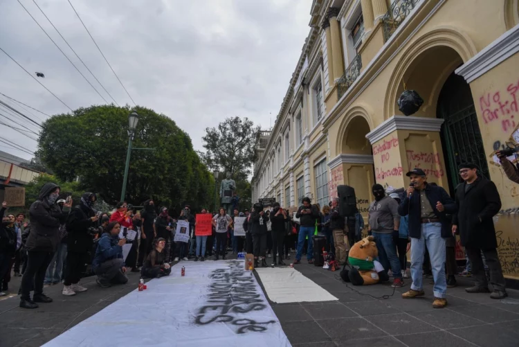 Encuentran muerta a estudiante, ahora en Toluca