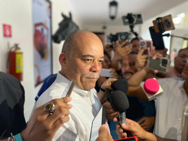 Fiscalía defiende pruebas contra acusado de abuso sexual