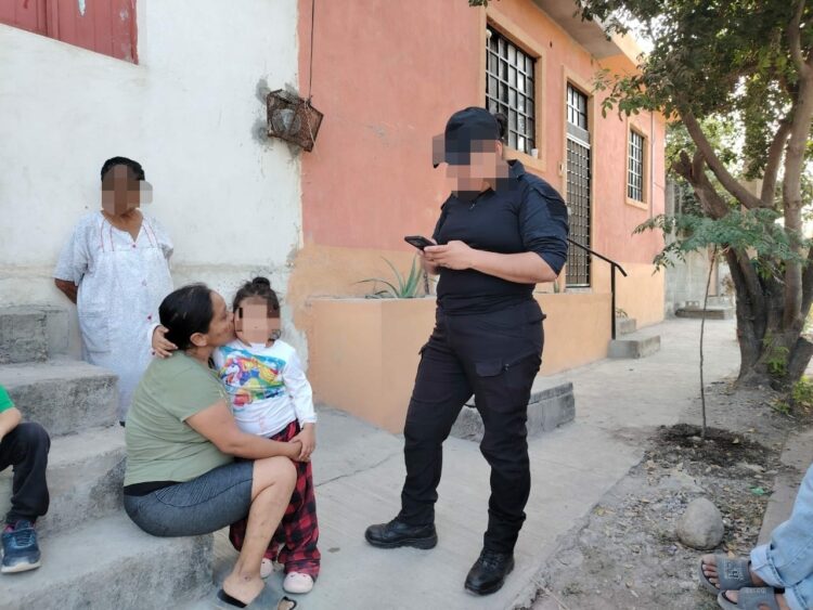 Rescatana niña extraviada en Victoria