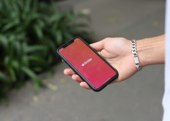 Tinder se reinventa con IA: Así funcionan las nuevas herramientas para encontrar “matches” reales