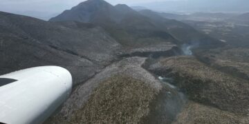 Frenan uso de helicóptero en incendio de Bustamante