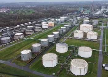 Estados Unidos liberará 172 millones de barriles petroleros