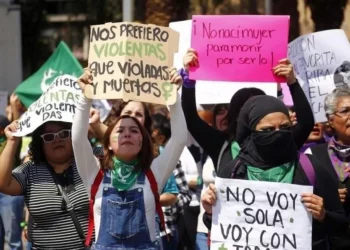 Segob exige a estados respetar marchas del 8M