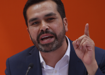 MC advierte riesgos para la Presidenta por consulta electoral