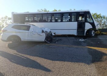 Mueren exlíder agrario y excandidata en trágico accidente