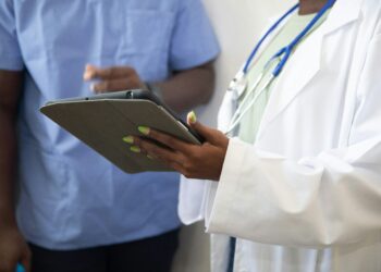 El donante asintomático: Cómo una mutación genética invisible afectó a varios nacidos por reproducción asistida