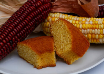 El secreto del pan de elote perfecto: Receta paso a paso y beneficios del maíz