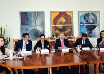 SRE urge acelerar salida de mexicanos ante tensión en Medio Oriente