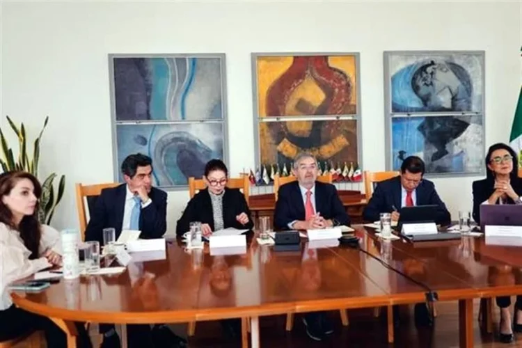 SRE urge acelerar salida de mexicanos ante tensión en Medio Oriente