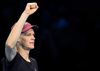 Jannik Sinner bate récord de Djokovic y Francisco Cerúndolo elimina a Medvedev en Miami