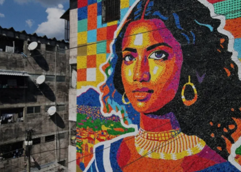 El mural de tapas más alto del mundo