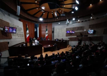 Absuelven a hermano de AMLO por sobre con billetes