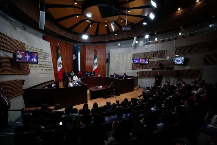 Absuelven a hermano de AMLO por sobre con billetes